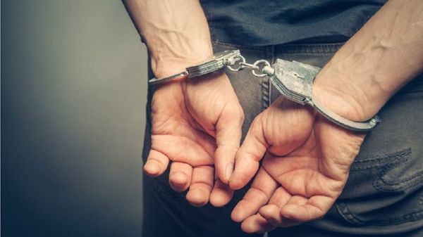 Συνελήφθησαν επ’ αυτοφώρω στην Κάλυμνο για καλλιέργεια
κάνναβης και οπλοκατοχή