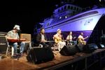 Ολοκληρώθηκε με επιτυχία το 9ο φεστιβάλ ρεμπέτικου «η Σύρα του Μάρκου Βαμβακάρη»