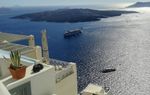 «Πόλεμος» στη Σαντορίνη μετά την ακύρωση αφίξεων κρουαζιερόπλοιων