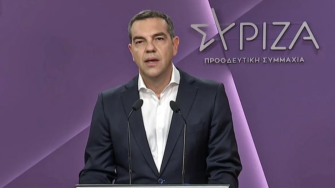 Αλέξης Τσίπρας: Δεν παραιτείται παρά τη νέα μεγάλη ήττα