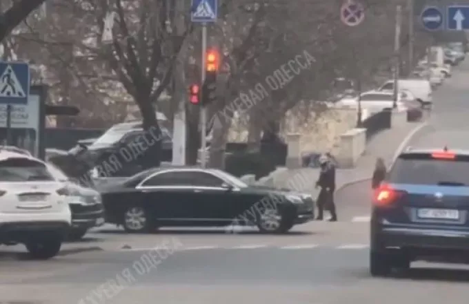Έκρηξη στην Οδησσό, κοντά στην αυτοκινητοπομπή Μητσοτάκη - Κυβερνητικές πηγές: Κανένα θέμα με την ασφάλεια του πρωθυπουργού