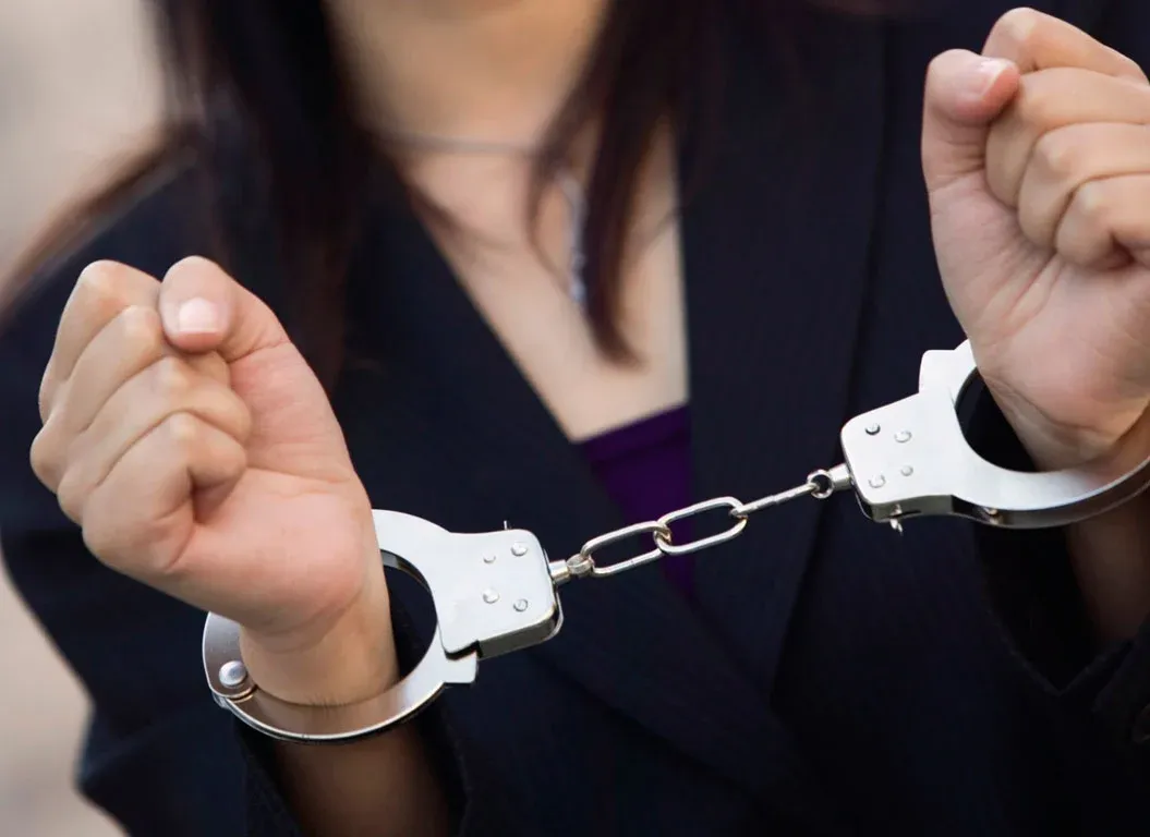 Συνελήφθη 36χρονη για κατοχή ναρκωτικών στη Μύκονο
