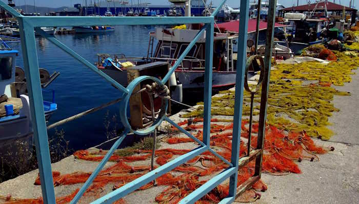 Αποζημίωση στα αλιευτικά σκάφη της παράκτιας αλιείας