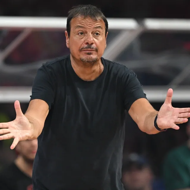 Αταμάν: «Ενημέρωσα τον Πρέσβη της Τουρκίας για τις προσβολές κατά της χώρας μου»