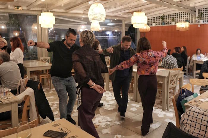 Εικόνες από τον ετήσιο χορό του Συλλόγου Γυναικών Νάουσας Πάρου