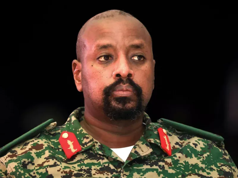 Στρατηγός της Ουγκάντας: Έχω ελληνικό DNA - Πάντα ήξερα ότι ήμουν συγγενής του Μεγάλου Αλεξάνδρου