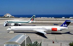 Fraport Greece: Προς ρεκόρ τα 14 περιφερειακά αεροδρόμια με 33,8 εκατ. επιβάτες το 2023-Εξεταζεται η επέκταση του αεροδρομίου Σαντορίνης