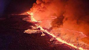 Ισλανδία: Ηφαίστειο εκρήγνυται και η λάβα φτάνει τα 100 μέτρα
