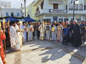 Λιτανείες για την ανομβρία σε όλες τις Ενορίες της  Παροναξίας