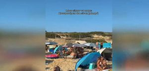 Κουφονήσια: Τα viral στιγμιότυπα με τις ασφυκτικά γεμάτες παραλίες