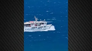 Βίντεο: Η «μάχη» του Σκοπελίτη με τα κύματα στο Αιγαίο