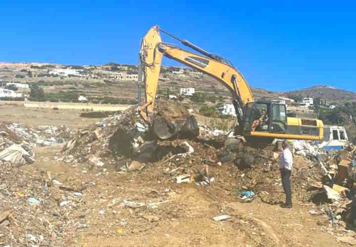 Ζευλάκι: Καθαρισμός του χώρου όπου θα κατασκευαστεί το κλειστό γυμναστήριο