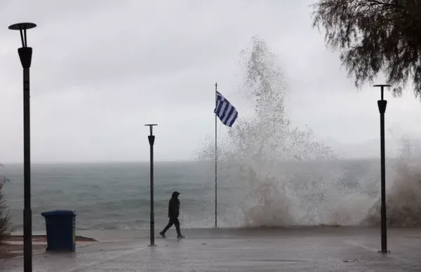 Επιδείνωση του καιρού από τη Δευτέρα κυρίως στα δυτικά της Θεσσαλίας - Έκτακτη διϋπουργική σύσκεψη