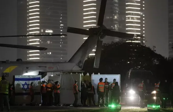 Ισραήλ: Παρελήφθη κατάλογος με τους ομήρους που θα αφεθούν ελεύθεροι σήμερα