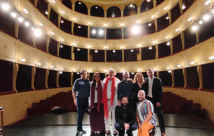 Σύρος: Συμμετοχή της Θεατρικής Ομάδας «Αρχίλοχος» Πάρου στη 34η Συνάντηση Ερασιτεχνικών Θιάσων Αιγαίου