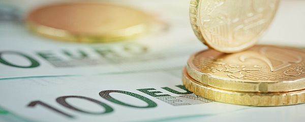 Νέοι μισθοί με αυξήσεις στο δημόσιο και ιδιωτικό τομέα - Τι φέρνει το 2024 για εργαζόμενους και συνταξιούχους