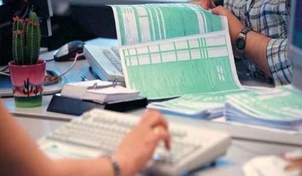 H εφορία καλεί τους 18άρηδες: Ποιοι πρέπει να κάνουν φορολογική δήλωση - Οι εξαιρέσεις