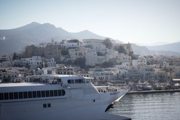 Το ελληνικό νησί που είναι ανάμεσα στους πέντε καλύτερους προορισμούς για ιστιοσανίδα