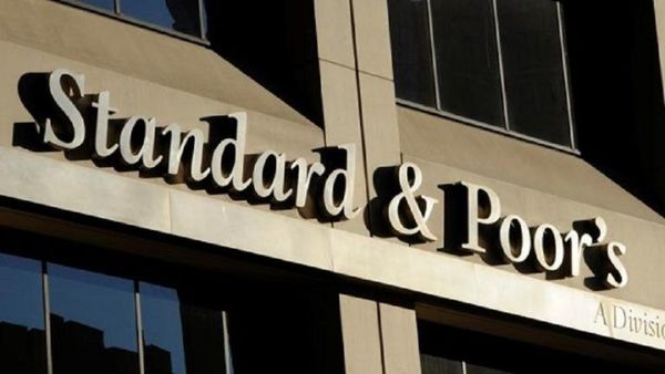 S&P: Αναβάθμισε το ελληνικό αξιόχρεο στη βαθμίδα ΒΒΒ – Κ. Χατζηδάκης: Απάντηση στην καταστροφολογία