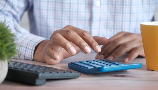 Ρεκόρ στην υποβολή φορολογικών δηλώσεων – Το 46,5% κατατέθηκε σε μόλις 43 ημέρες