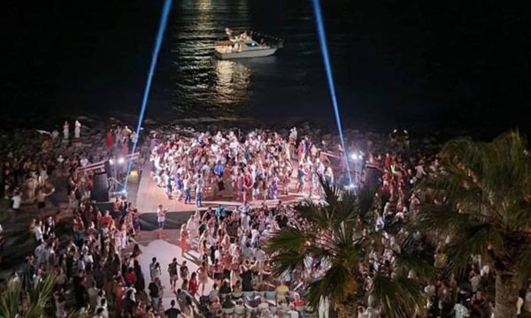 Σύμβαση παροχής υπηρεσιών ηχητικής-φωτιστικής και μουσικής κάλυψης Πολιτιστικών-Αθλητικών Εκδηλώσεων Δήμου Πάρου
