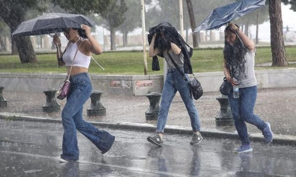 Έκτακτο δελτίο επιδείνωσης καιρού – Αναμένονται ισχυρές βροχές και καταιγίδες