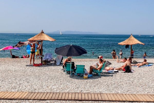 MyCoast: Περισσότερες από 3.000 καταγγελίες για αυθαιρεσίες και παρανομίες στις παραλίες - Πόσες στην Πάρο