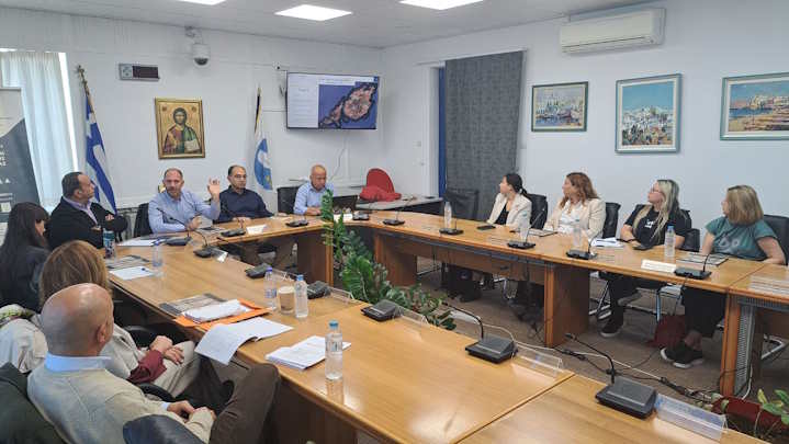 Εκπρόσωποι της Ευρωπαϊκής Ένωσης στον Δήμο Πάρο για τον έλεγχο του έργου LIFE – IP CEI GREECE