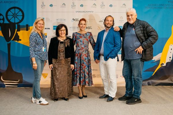 Αμοργός: Το νησί που παντρεύει τον κινηματογράφο με την τεχνολογία