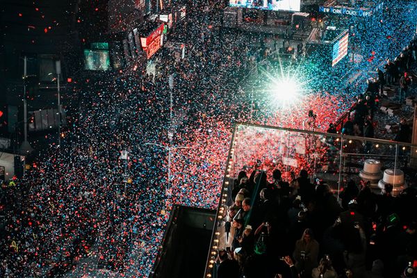 Πρωτοχρονιά 2026: Εντυπωσιακοί εορτασμοί στην Ελλάδα και τον κόσμο