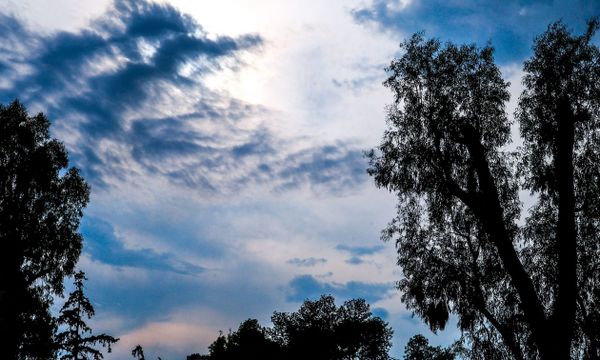 Αστατος ο καιρός σήμερα – Πού αναμένονται βροχές και χιόνια