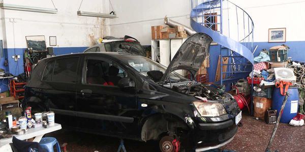 Φοροδιαφυγή: «Πρωταθλητές» τα συνεργεία αυτοκινήτων με 61% - Οι περιοχές της Ελλάδας με τη μεγαλύτερη παραβατικότητα